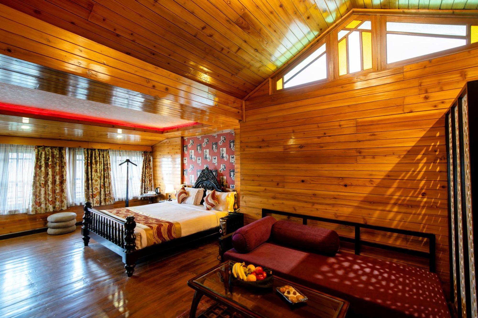 Hotel Viceroy Дарджилинг Экстерьер фото